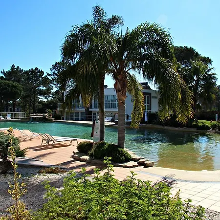 Lagoon Wellness Retreat (adults Only) מלון דירות