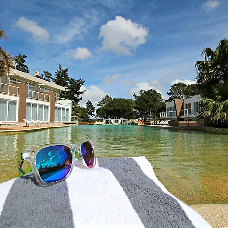Lagoon Wellness Retreat (adults Only) מלון דירות